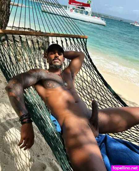 Dickdealer Don OnlyFans Thumbnail #EDKvHzq9av