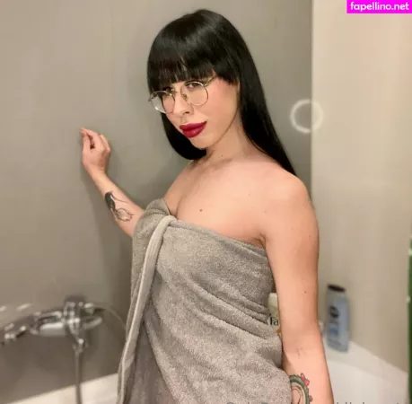 Dicksy Ts OnlyFans Thumbnail #3uDwBDy8uq