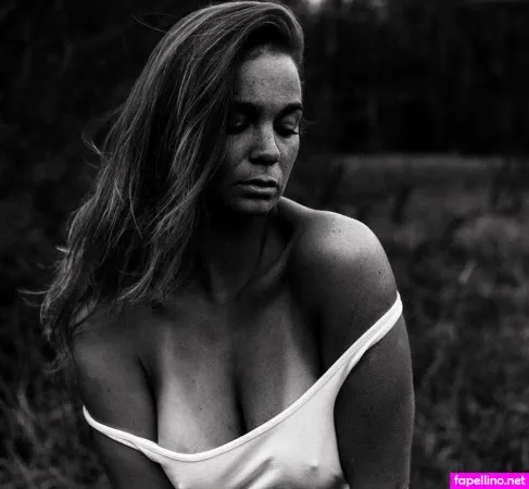 Die Mareike OnlyFans Thumbnail #OmKIl0cH1u