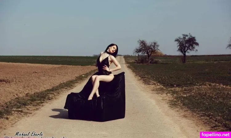 Diebiene88 OnlyFans Thumbnail #Ar9mQBpHn1