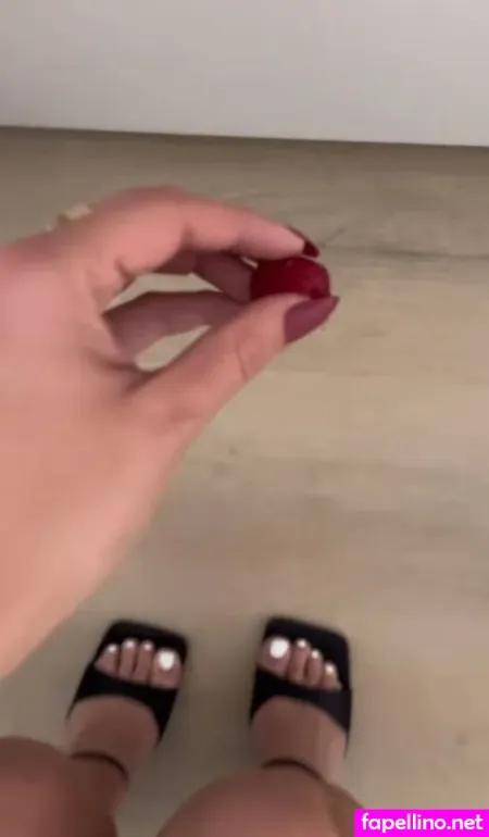 Dienuni 1 OnlyFans Thumbnail #e5ZH8fHXg5