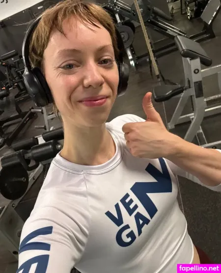 Diewildeveganerin 8 OnlyFans Thumbnail #fsm603RBvj