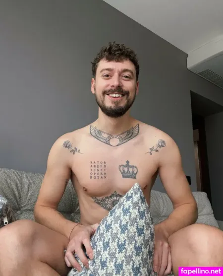 Dikk Walker Free Main Profile Photo