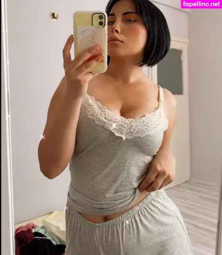 Dilan Dere OnlyFans Thumbnail #70o8EU4awu