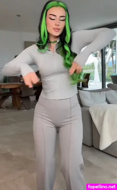 Dilaraa 2 OnlyFans Thumbnail #diTfZl6GJv