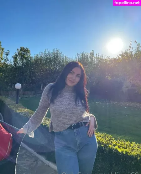 Dina 69 OnlyFans Thumbnail #1aofJiox5D