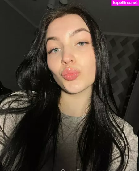 Dina 69 OnlyFans Thumbnail #FB4iaIDfNd