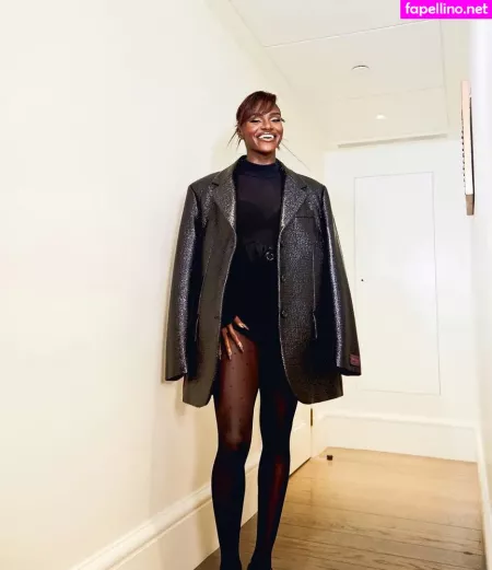 Dina Asher Smith OnlyFans Thumbnail #FDiie2wcX4