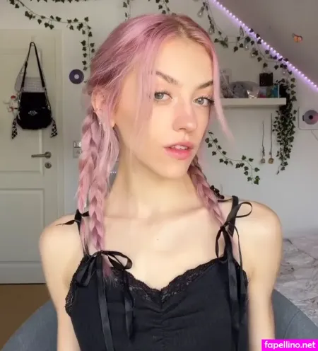 Dina Brauner Aka Dina Brx OnlyFans Thumbnail #E28M6f172h