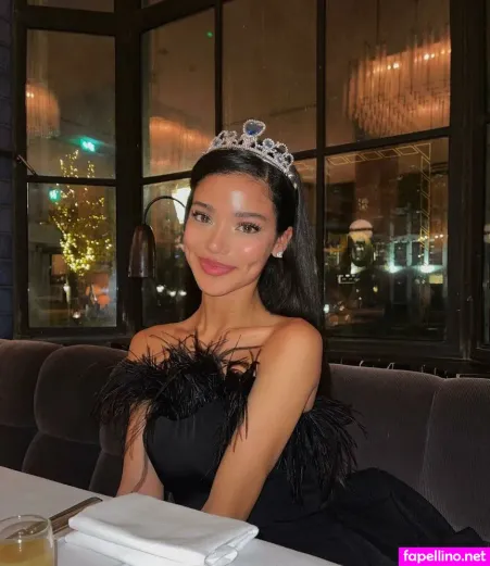 Dina Denoire OnlyFans Thumbnail #O8ZQgsshu9