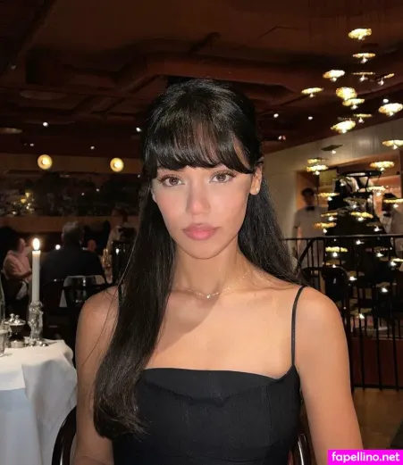 Dina Denoire Main Profile Photo