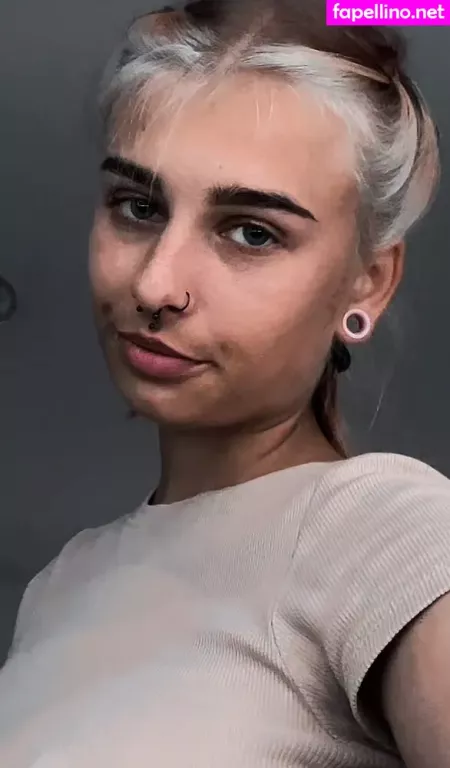 Dina OnlyFans Thumbnail #KmlHFW7XJM