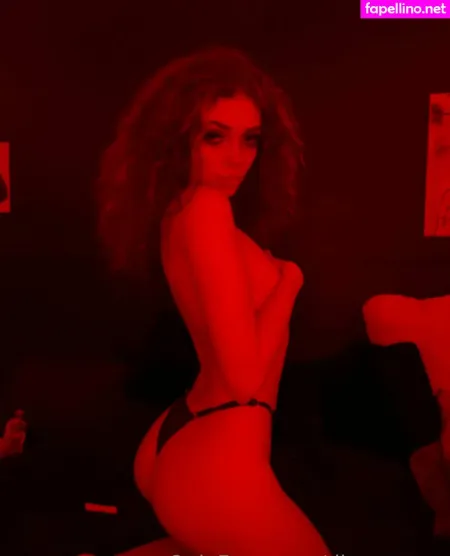 Dinaarenee OnlyFans Thumbnail #IlSgAHFGK8