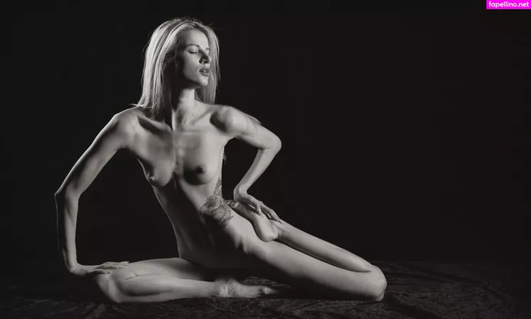 Dinacat OnlyFans Thumbnail #8yQKz5NcFT