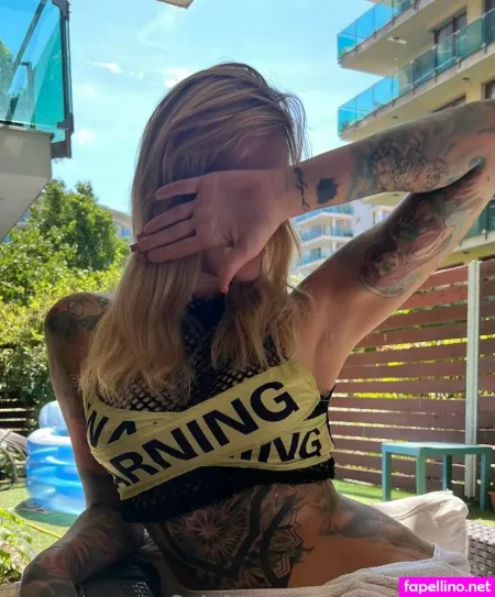 Dinadelaprost OnlyFans Thumbnail #Gr8WxQd3eG