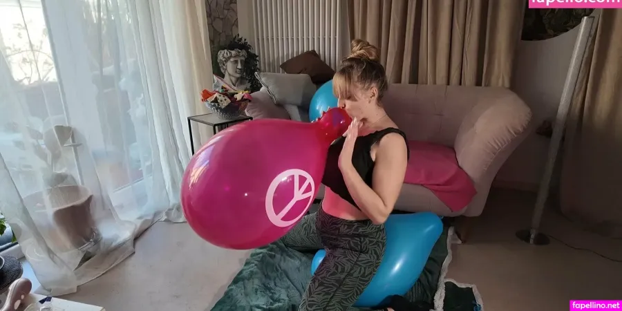 Dinadelooner OnlyFans Thumbnail #u5ROrKZdd2