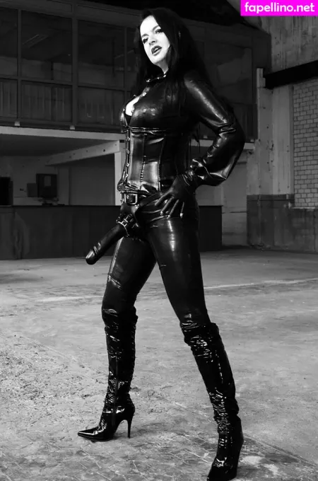 Dinahmistress OnlyFans Thumbnail #UlvE9Atxui