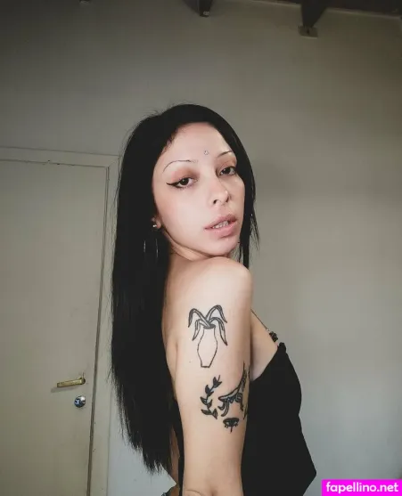 Dinamour OnlyFans Thumbnail #5LB5jwKMR0