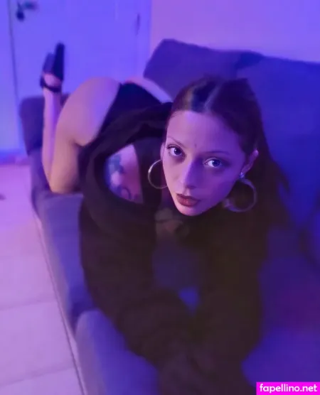 Dinamour OnlyFans Thumbnail #NOh2wnBqrA