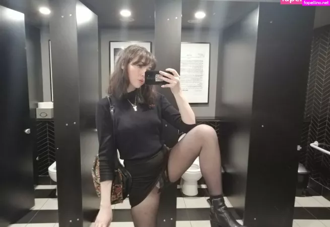 Dinkydemure OnlyFans Thumbnail #2HmO6cYyyt