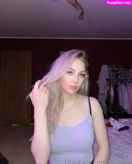 Dinulya OnlyFans Thumbnail #2OXaopyLez