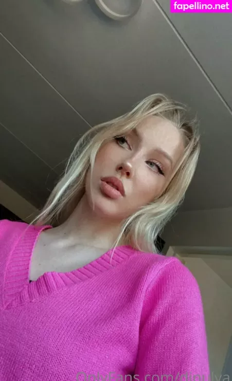 Dinulya OnlyFans Thumbnail #O9c7s0aKpS