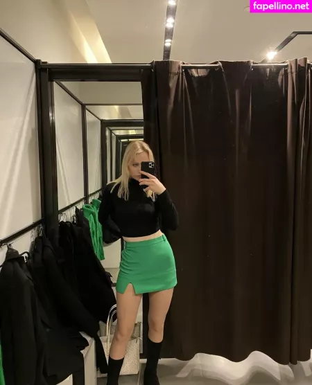 Dinulya OnlyFans Thumbnail #OHZpz5G8Y9