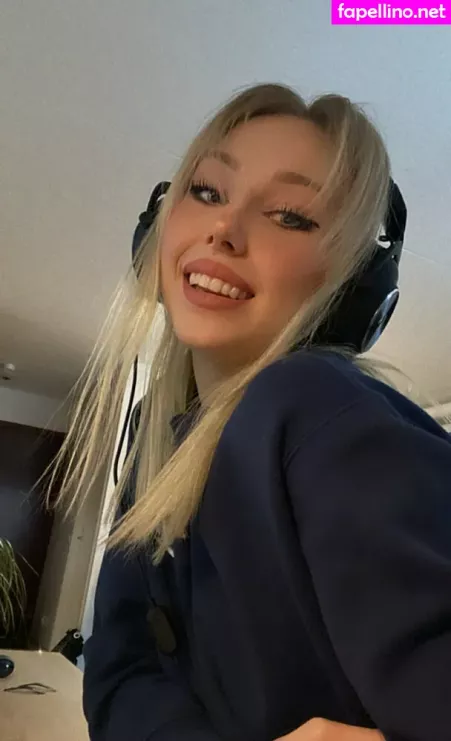 Dinulya OnlyFans Thumbnail #Vdyj1HMheD