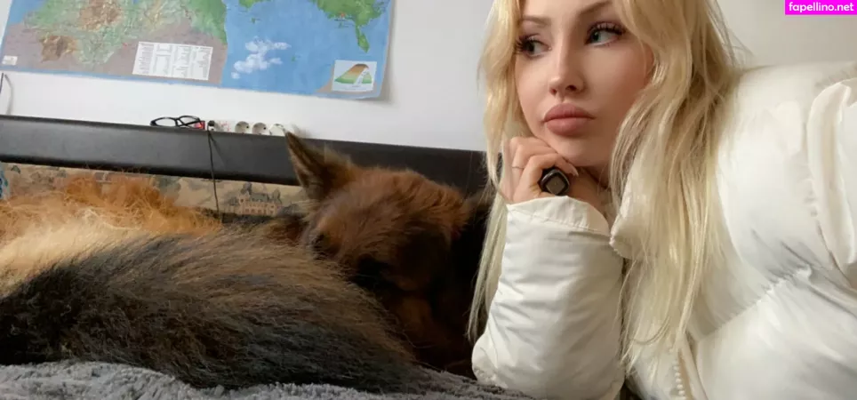 Dinulya OnlyFans Thumbnail #tDKGGTMaJz