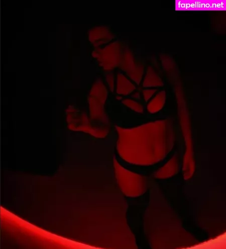 Diochyperez Nerdy OnlyFans Thumbnail #KMMWfEssqG