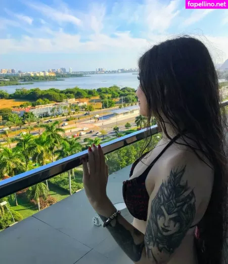 Diretora Muniz OnlyFans Thumbnail #RwYGSGZMLZ
