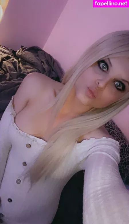 Dirtyblonde93 OnlyFans Thumbnail #Omf2YE2As0