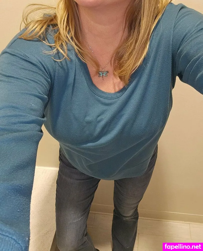 circuitjerkerj, discretemomma303 Nude Leaked OnlyFans Photo #GV8bcmUS1C