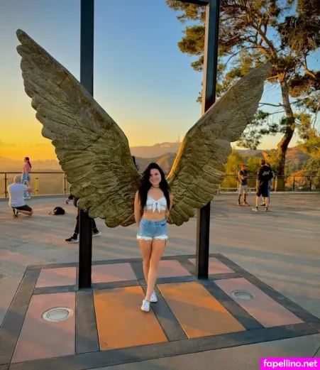 Disneyyrose OnlyFans Thumbnail #CNEULvXNWg