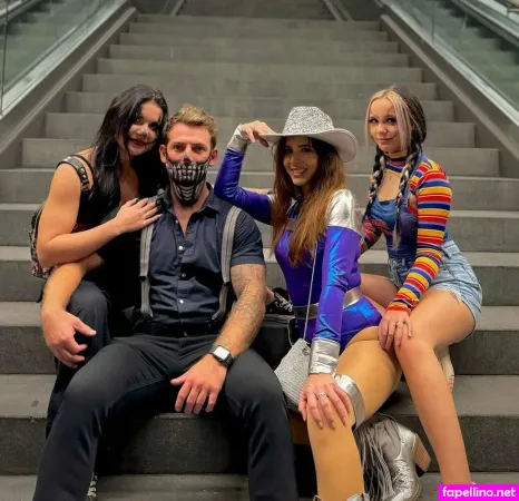 Disneyyrose OnlyFans Thumbnail #KdqQYbLUa7