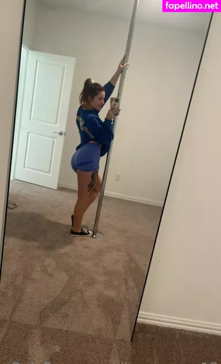 Disneyyrose13 OnlyFans Thumbnail #2lqxZbz42I