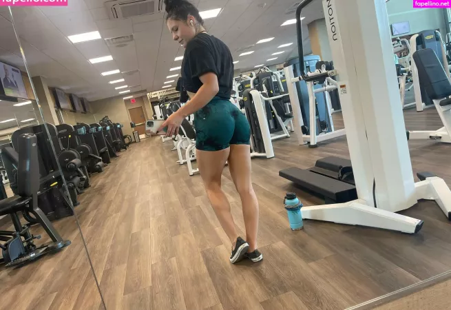 Disneyyrose13 OnlyFans Thumbnail #HHpStmSCvS