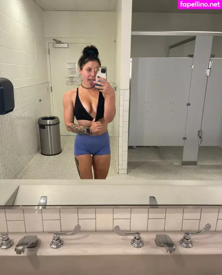 Disneyyrose13 OnlyFans Thumbnail #lZsKnVvABJ