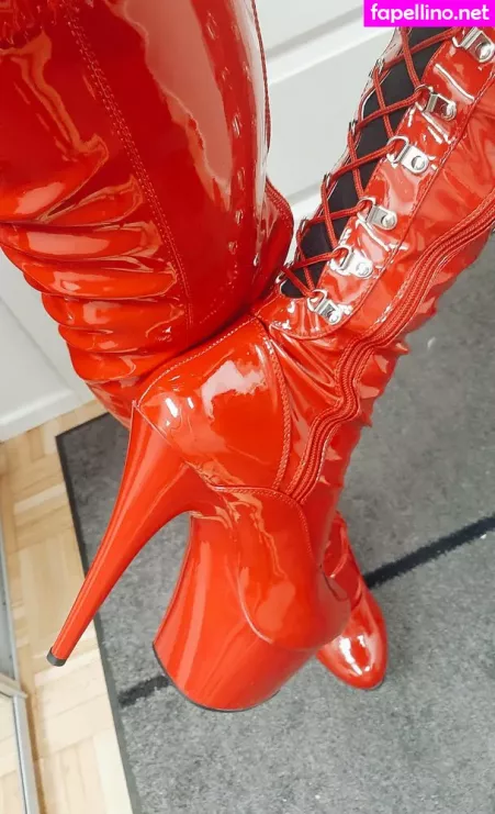 Distannce OnlyFans Thumbnail #s6UBI5ef4s