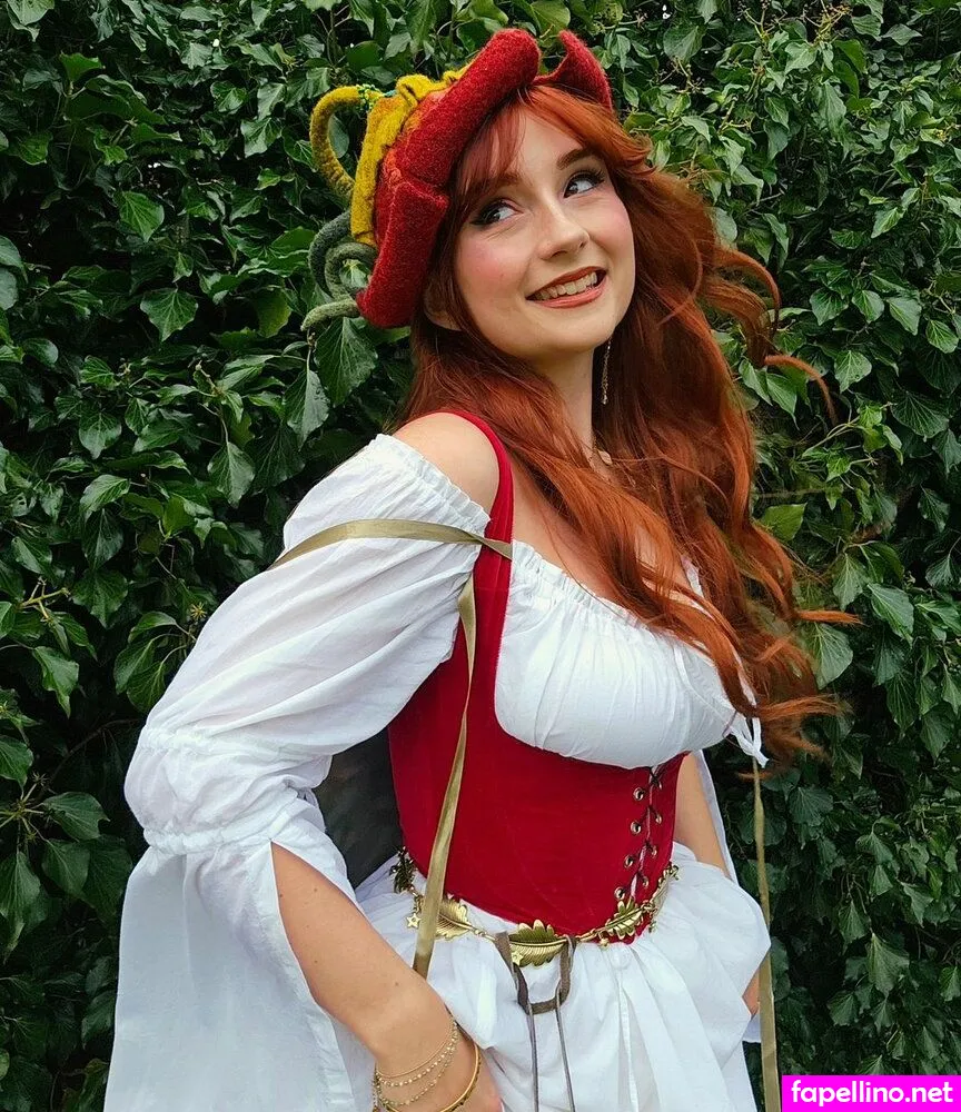 Helena Rosemary, ditsy_floral Nude Leaked OnlyFans Photo #EzNPindCU2