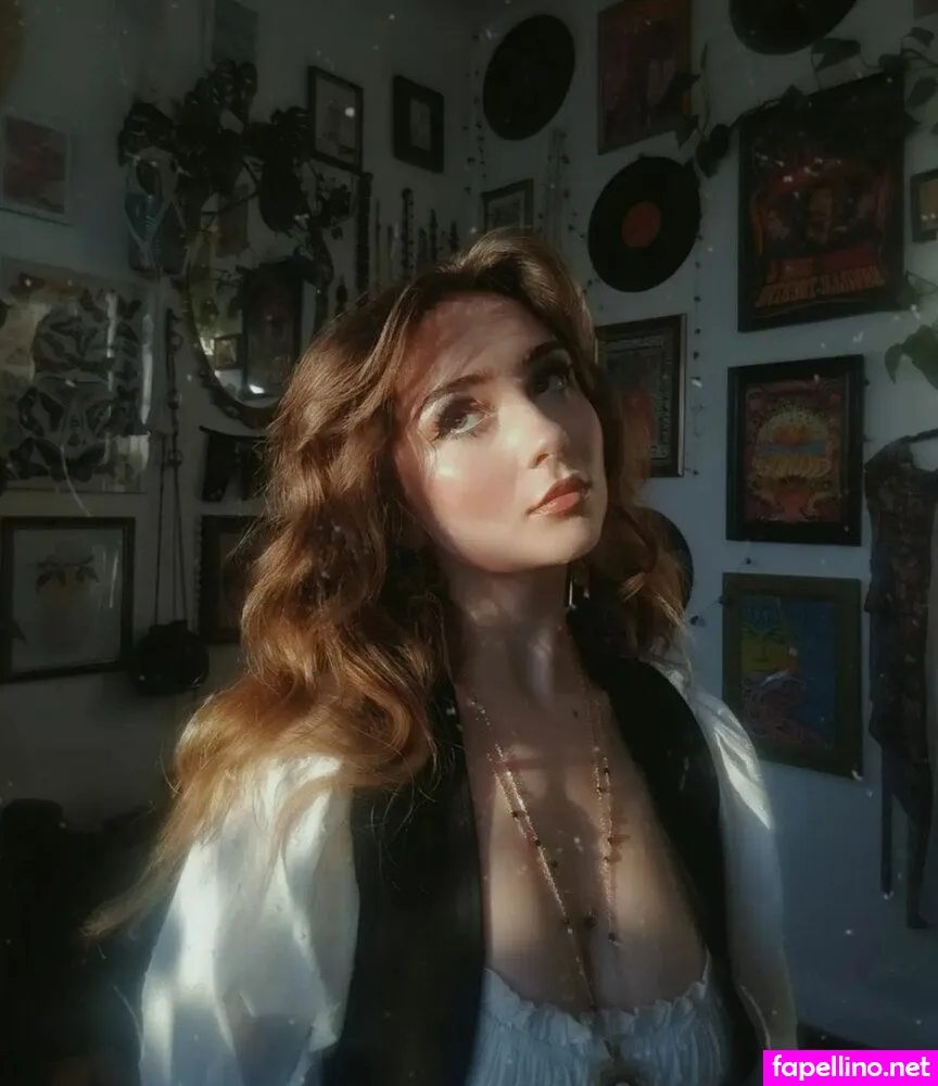 Helena Rosemary, ditsy_floral Nude Leaked OnlyFans Photo #J8OjVAbdfI