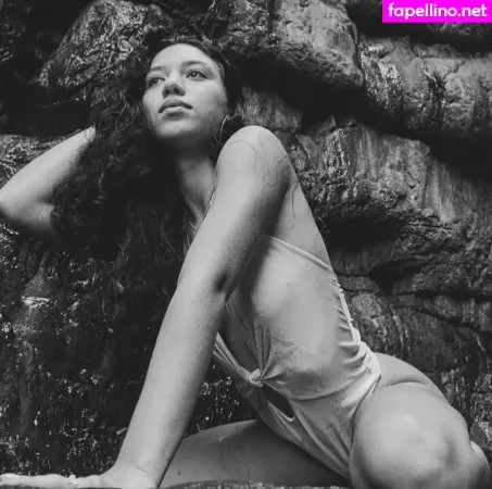 Diulya Oyarzabal OnlyFans Thumbnail #7B4iGh0DgZ