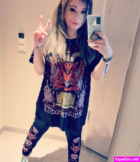 Divi OnlyFans Thumbnail #ydP68tHGEs