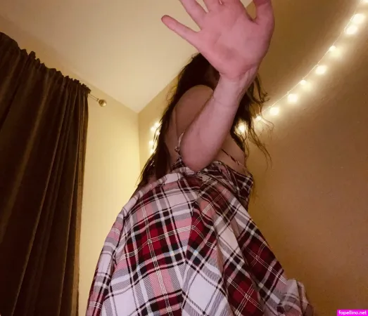 Divina Desires OnlyFans Thumbnail #V1zrbG5kW7