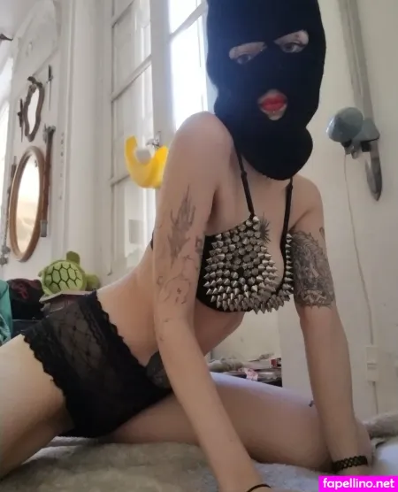 Divinabsurde OnlyFans Thumbnail #skxjhabCkl