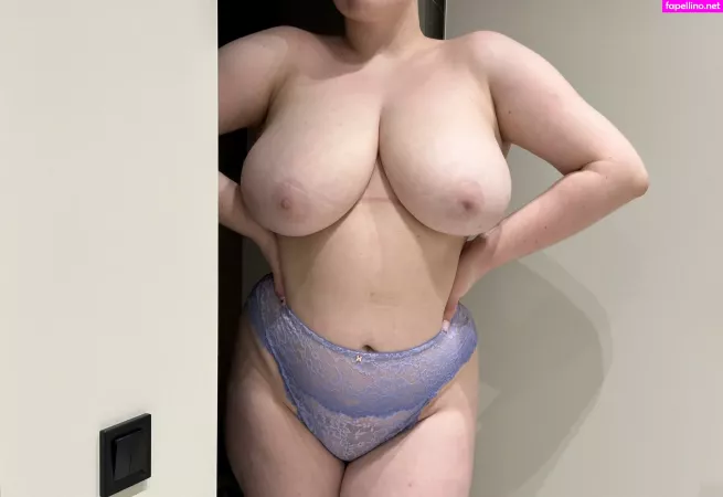 Divine Boobs OnlyFans Thumbnail #oMqX3DnaMd