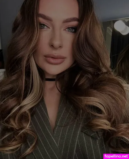 Divine Desiree OnlyFans Thumbnail #wFH8o6EPWF