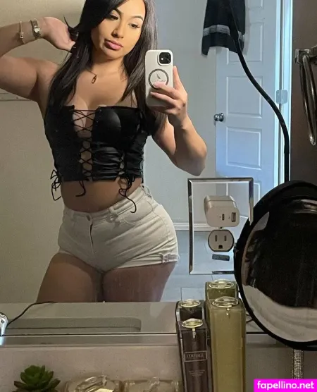 Divine Luv OnlyFans Thumbnail #8oUS5chHBA