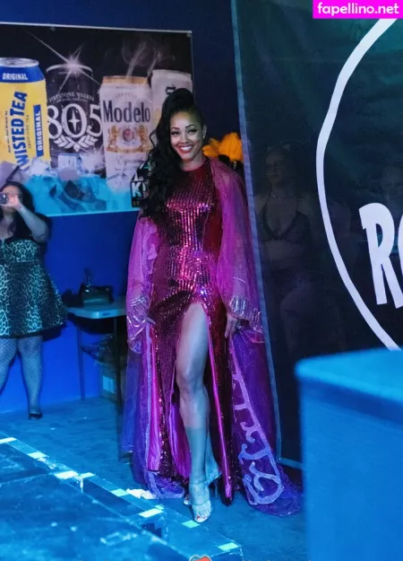 Divinedeveraux OnlyFans Thumbnail #pv9Ia3yEBC