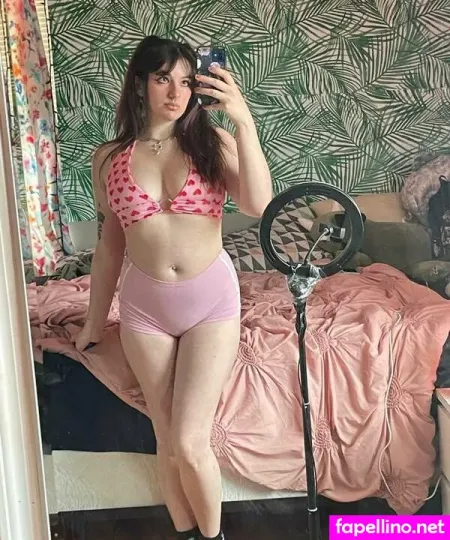 Divinelylillith OnlyFans Thumbnail #shr5AE0f40